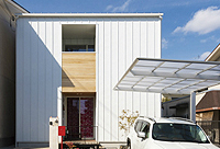 photo1